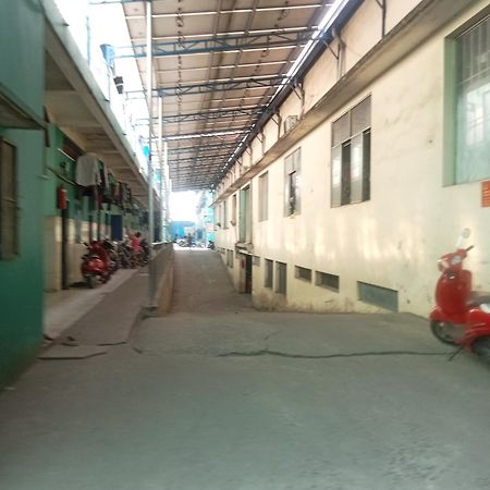 Cu Xa Hung Loi Hostel Xom Ben San Exterior photo
